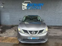 Usado Nissan Qashqai N-TEC 115 HP (84 kW) 2015 Cinzento SUV