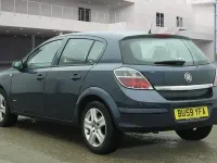 Used Vauxhall Astra Club 138 HP (101 kW) 2009 Blue Hatchback