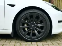 Used Tesla Model 3 Long Range AWD 82 kW (112 HP) 2021 White Sedan