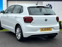 Gebraucht VW Polo SEL 115 PS (84 kW) 2019 Weiß Kleinwagen