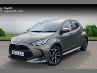 Used Toyota Yaris Hybrid Design 116 HP (85 kW) 2022 Titan bronze Hatchback