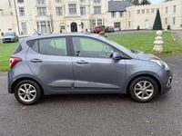 Used Hyundai i10 Premium 87 HP (63 kW) 2015 Grey Hatchback