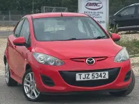 Used Mazda 2 84 HP (61 kW) 2012 Red Hatchback