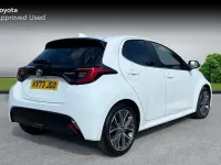 Second-hand Toyota Yaris Hybrid 116 CP (85 kW) 2023 Alb Hatchback