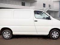 Used Toyota HiAce 120 HP (88 kW) 2009 White Van