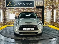 Used Mini Cooper S Classic 192 HP (141 kW) 2019 Grey Hatchback