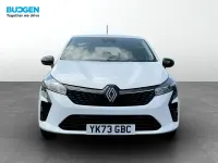 Used Renault Clio Evolution 143 HP (105 kW) 2023 White Hatchback