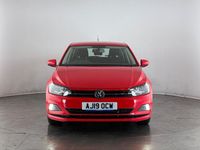 Used VW Polo SE 95 HP (69 kW) 2019 Red Hatchback