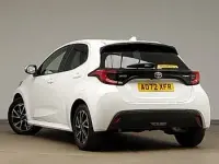Used Toyota Yaris Hybrid Design 116 HP (85 kW) 2023 White Hatchback