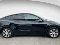 Używany Tesla Model Y RWD 219 kW (299 KM) 2023 Czarny SUV