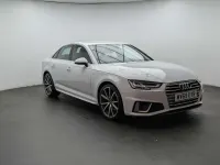 Used Audi A4 S-Line 150 HP (110 kW) 2019 White Sedan