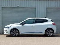 Used Renault Clio Techno 90 HP (66 kW) 2023 White Hatchback