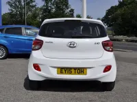 Used Hyundai i10 Premium 66 HP (48 kW) 2015 White Hatchback