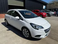 Used Vauxhall Corsa 75 HP (55 kW) 2017 White Hatchback