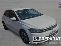 Used VW Polo SE 65 HP (47 kW) 2018 Pure white Hatchback