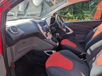 Used Ford Ka Zetec 69 HP (50 kW) 2014 Red Hatchback
