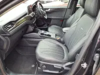 Używany Ford Kuga Vignale 225 KM (165 kW) 2022 Czarny SUV