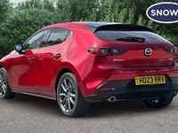 Usado Mazda 3 Inclusive 122 HP (89 kW) 2022 Vermelho Citadino