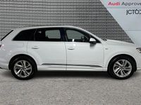 Used Audi Q7 S-Line 228 HP (167 kW) 2022 White SUV