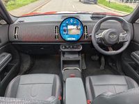 Used Mini Countryman Level 2 218 HP (160 kW) 2024 Red SUV