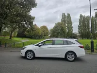 Used Vauxhall Astra 2017 White Estate