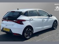 Used Hyundai i20 SE 100 HP (73 kW) 2023 White Hatchback