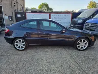 Used Mercedes C200 SE 2007 Blue Coupe