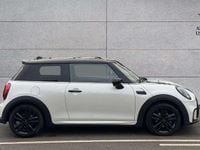 Used Mini Cooper Hatch 134 HP (98 kW) 2024 White Hatchback