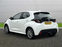 Second-hand Toyota Yaris Hybrid 2023 Alb Hatchback