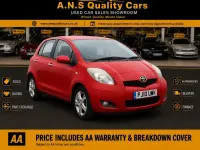 Used Toyota Yaris 87 HP (63 kW) 2010 Red Hatchback