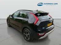 Gebraucht Kia Niro 139 PS (102 kW) 2023 Schwarz SUV