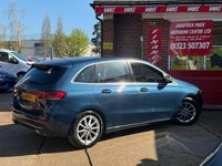 Used Mercedes B180 136 HP (100 kW) 2019 Blue MPV