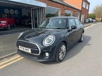 Używany Mini Cooper Hatch 136 KM (100 kW) 2018 Czarny Hatchback