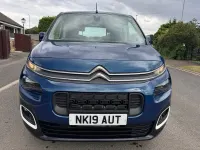 Used Citroën Berlingo Feel 101 HP (74 kW) 2019 Blue MPV