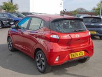 Used Hyundai i10 Advanced 83 HP (61 kW) 2025 Red Hatchback
