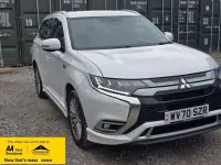 Used Mitsubishi Outlander P-HEV 220 HP (161 kW) 2020 White SUV
