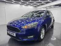 Used Ford Focus Zetec 125 HP (91 kW) 2015 Blue Hatchback