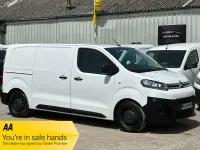 Used Citroën Dispatch 100 HP (73 kW) 2019 White MPV