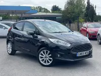 Used Ford Fiesta Titanium 100 HP (73 kW) 2015 Black Hatchback