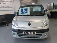 Gebraucht Renault Kangoo Expression 105 PS (77 kW) 2011 Grau Van / Kleinbus