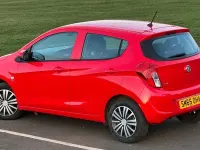 Used Vauxhall Viva 75 HP (55 kW) 2015 Red Hatchback
