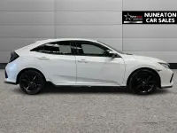 Used Honda Civic Sport 182 HP (133 kW) 2021 White Hatchback
