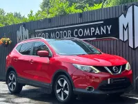 Used Nissan Qashqai N-TEC 163 HP (119 kW) 2015 Red SUV
