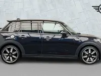 Used Mini Cooper S Exclusive 176 HP (129 kW) 2022 Black Hatchback