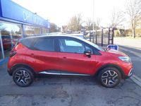 Second-hand Renault Captur Iconic 2019 Roșu SUV