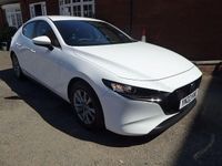 Begagnad Mazda 3 122 HK (89 kW) 2022 Vit Halvkombi
