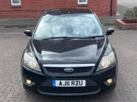 Used Ford Focus Zetec 125 HP (91 kW) 2011 Black Hatchback