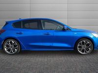 Used Ford Focus ST-Line 155 HP (114 kW) 2023 Blue Hatchback