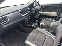 Used Kia Stonic First Edition 120 HP (88 kW) 2017 Black SUV