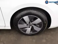 Used VW Passat Life 204 HP (150 kW) 2025 White Estate